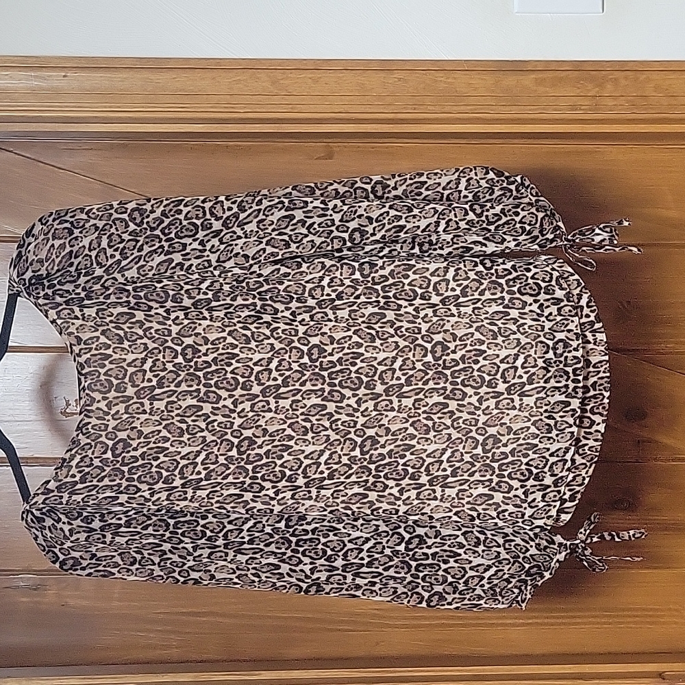 White House Black Market Animal Print Shirt Size 8